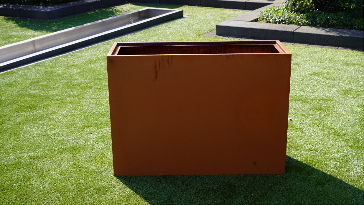 Pflanzgefäß ODIN 80 - liegender Quader 110cm lang Hochbeet Cortenstahl